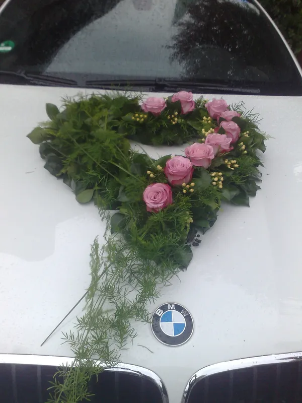 Autoschmuck von Blumen Holdack – Bild 9