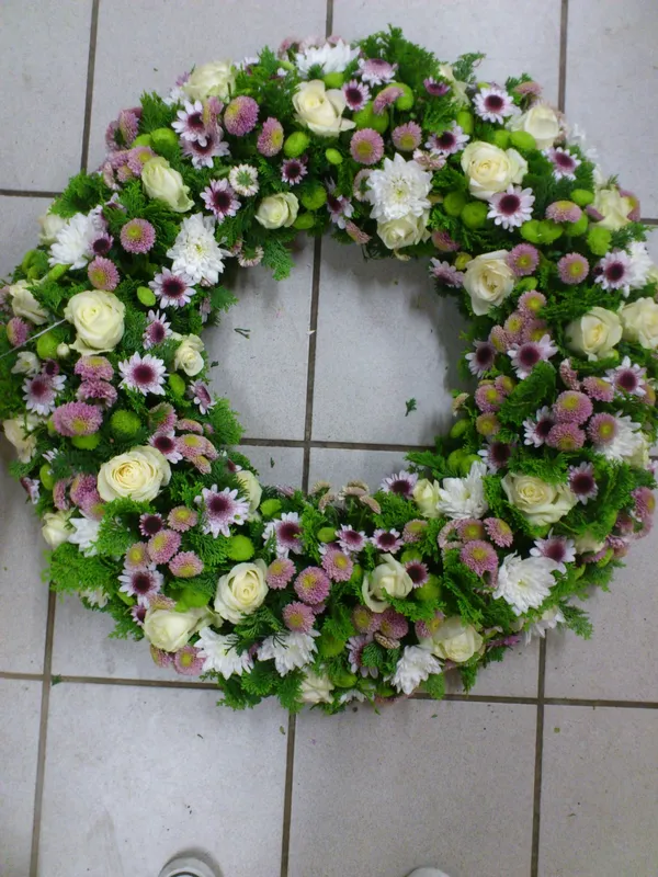 Urnenschmuck von Blumen Holdack – Bild 10