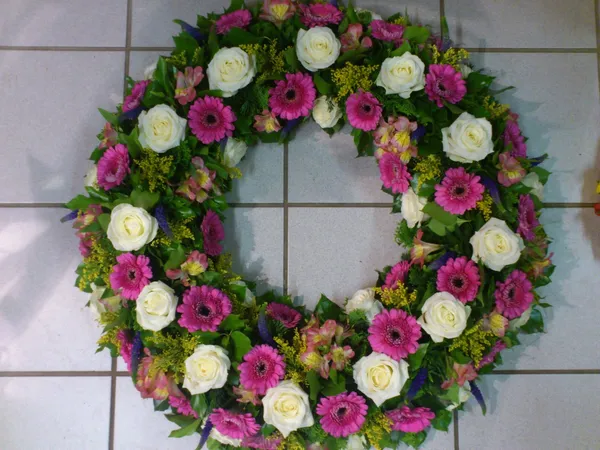 Kränze von Blumen Holdack – Bild 30