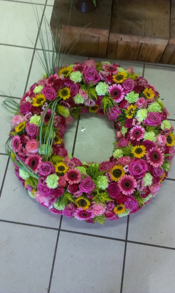 Kränze von Blumen Holdack – Bild 37