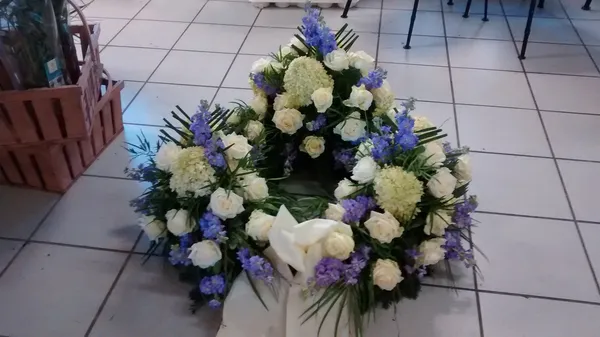 Kränze von Blumen Holdack – Bild 42