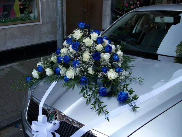 Autoschmuck von Blumen Holdack – Bild 3