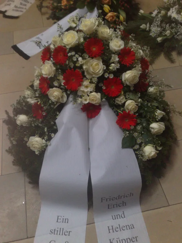 Kränze von Blumen Holdack – Bild 25