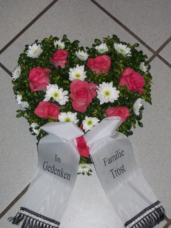 Herzen von Blumen Holdack – Bild 3