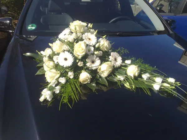 Autoschmuck von Blumen Holdack – Bild 12