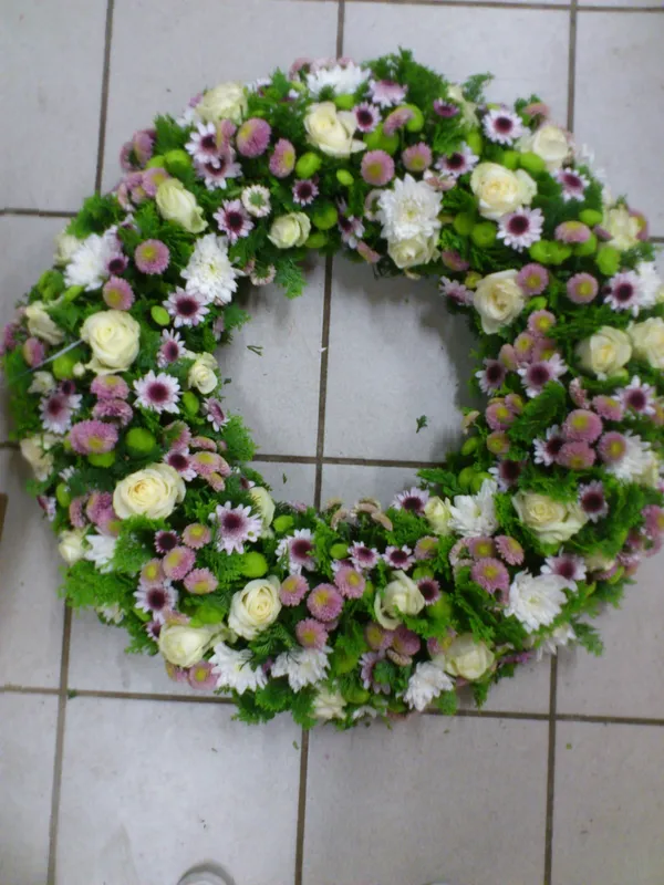 Kränze von Blumen Holdack – Bild 29