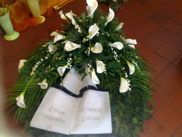 Kränze von Blumen Holdack – Bild 18
