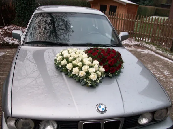 Autoschmuck von Blumen Holdack – Bild 6