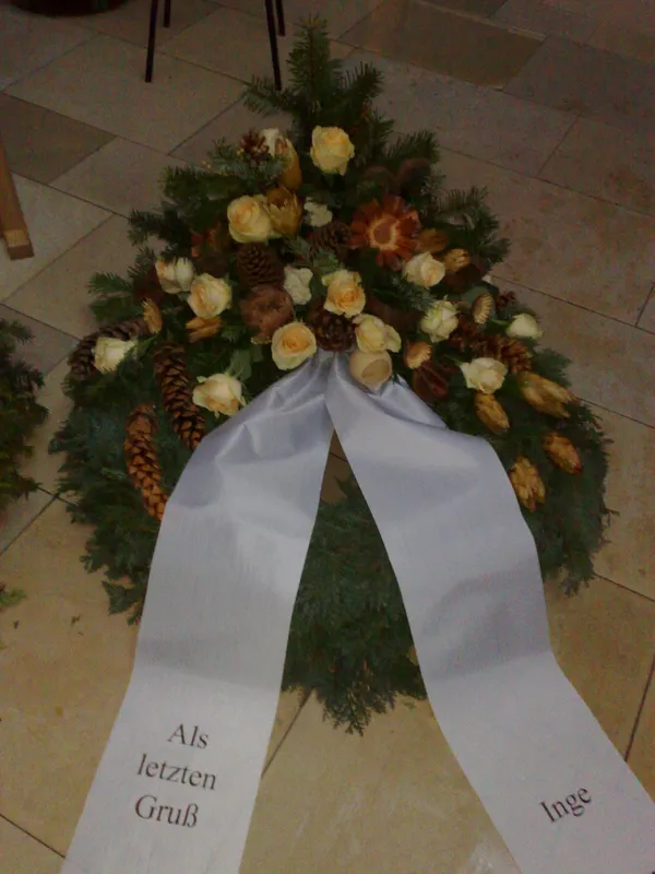 Kränze von Blumen Holdack – Bild 9