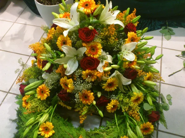 Kränze von Blumen Holdack – Bild 31