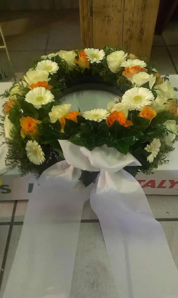 Urnenschmuck von Blumen Holdack – Bild 17