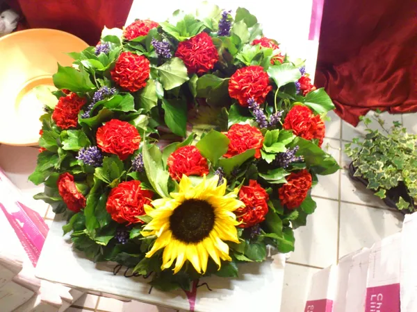 Urnenschmuck von Blumen Holdack – Bild 9