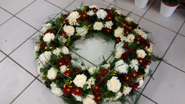Kränze von Blumen Holdack – Bild 39